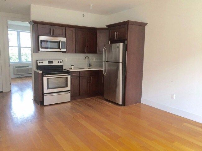 Foto del edificio - 33 Meserole St