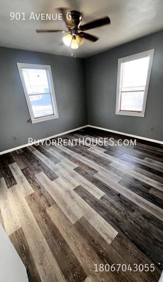 Foto del edificio - $499 Move-In Special (+ admin fee) + $0 De...