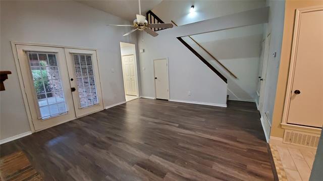 Foto del edificio - 2813 Shady Grove Dr