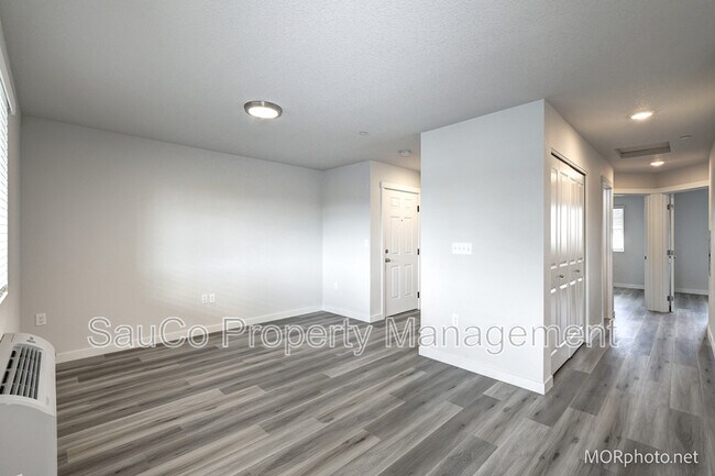 Foto del edificio - 2560 Hawthorne St