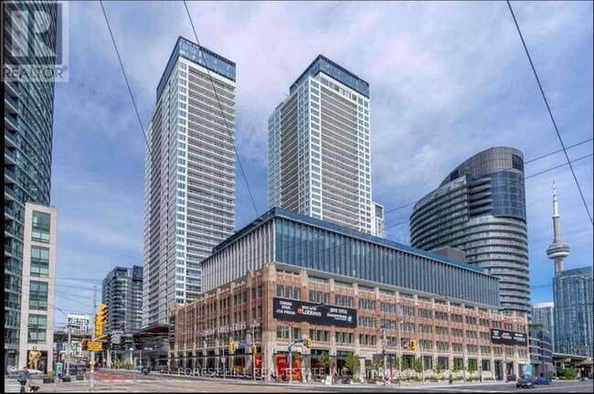 Photo du bâtiment - 17 Bathurst St