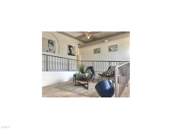 Foto del edificio - 501 SW 6th Ct