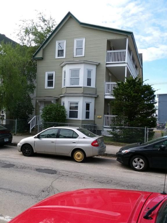Primary Photo - 241 Spruce St