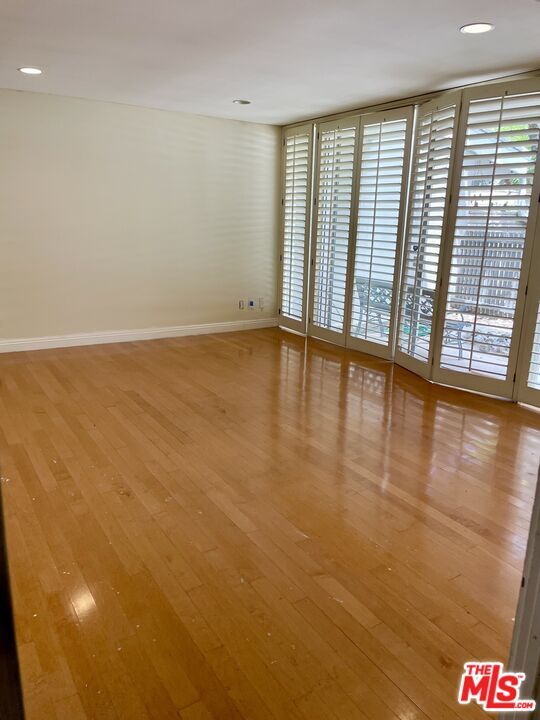 Foto del edificio - 4248 W Kling St