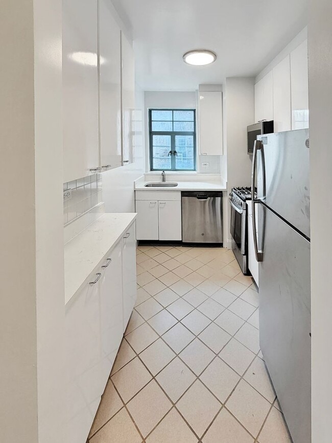 Foto del edificio - The Leslie — A Private Garden Enclave for the Modern New Yorker