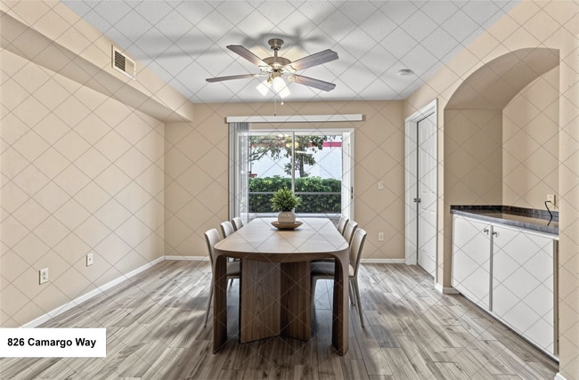 Building Photo - 826 Camargo Way