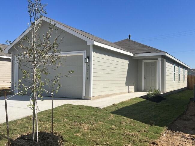 Foto del edificio - 7314 Silos Rdg