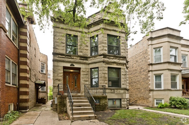 Building Photo - 1320 W Farwell Ave