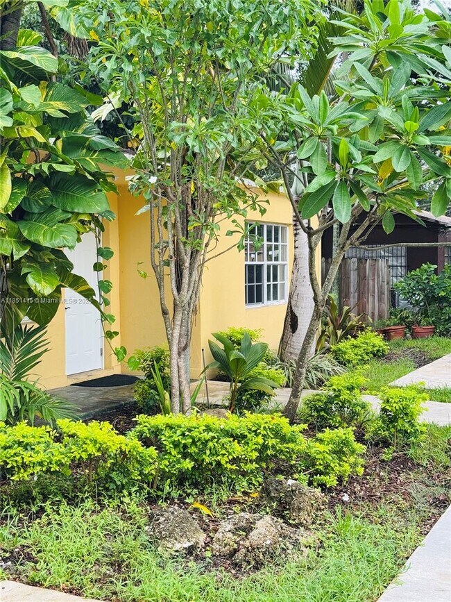 Foto del edificio - 1767 NW 93rd St