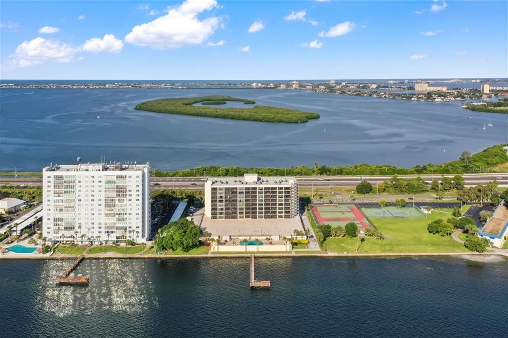 Foto principal - 7100 Sunshine Skyway Ln S