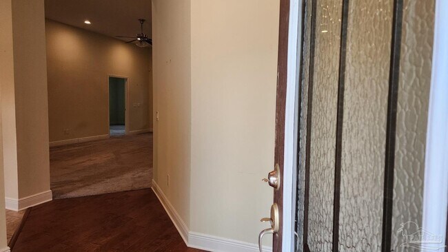 Foto del edificio - 3934 Fielding Ct