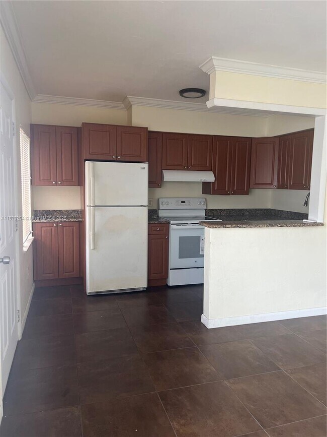 Foto del edificio - 520 NE 82nd Terrace