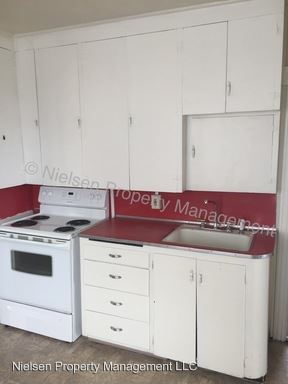 Building Photo - 303 W Quartz St
