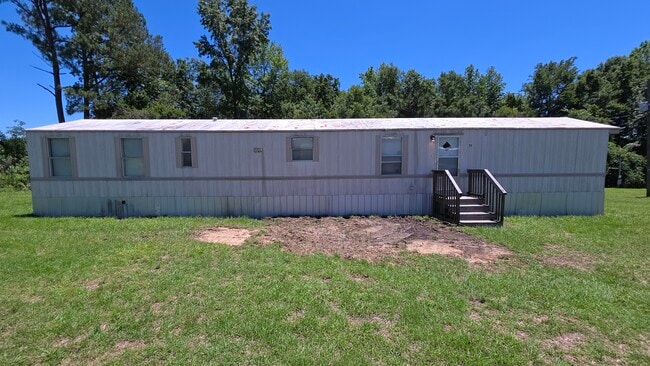 Building Photo - 77 Saturn Ln