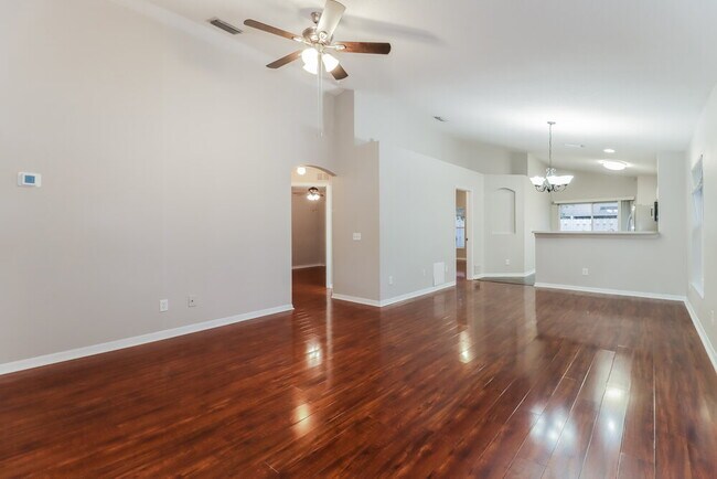 Foto del edificio - 8514 Hawbuck St