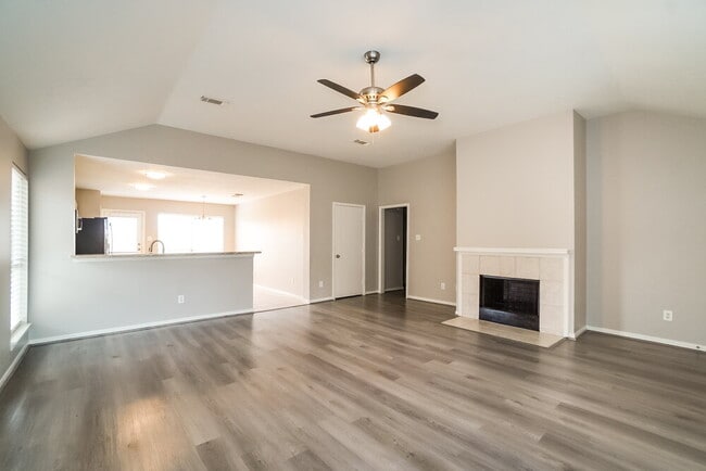 Building Photo - 3722 Colleen Woods Cir