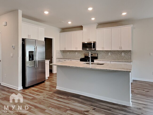Foto del edificio - 554 Magnolia Dr