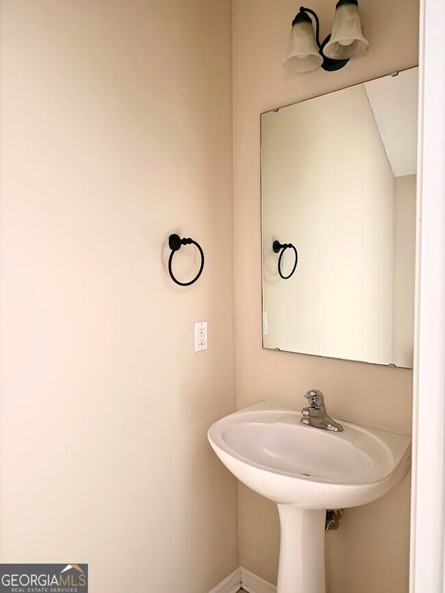 Building Photo - 216 Inlet Reach Cir