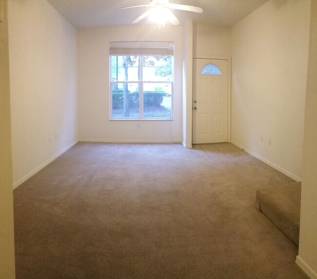 Foto del edificio - 3543 SW 30th Way