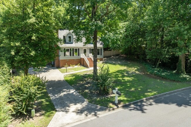 Building Photo - 112 Gawain Rd