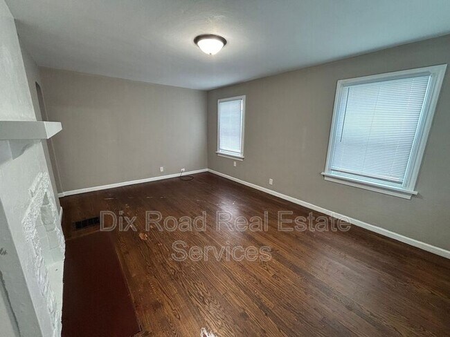 Foto del edificio - 340 Burleigh Ave