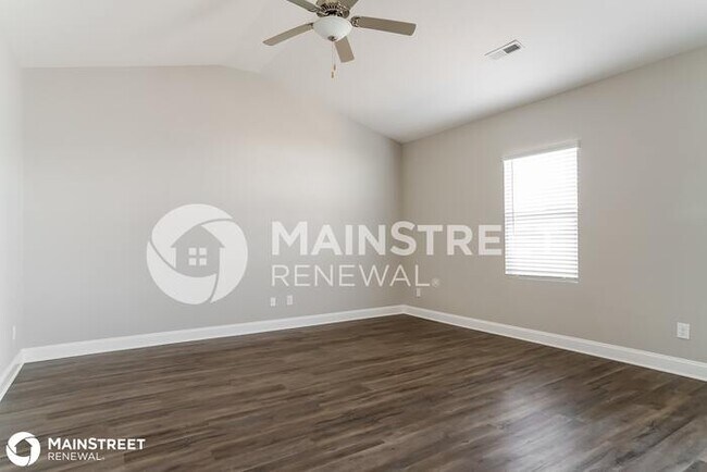 Foto del edificio - 400 LEGACY DR, YOUNGSVILLE, NC 27596