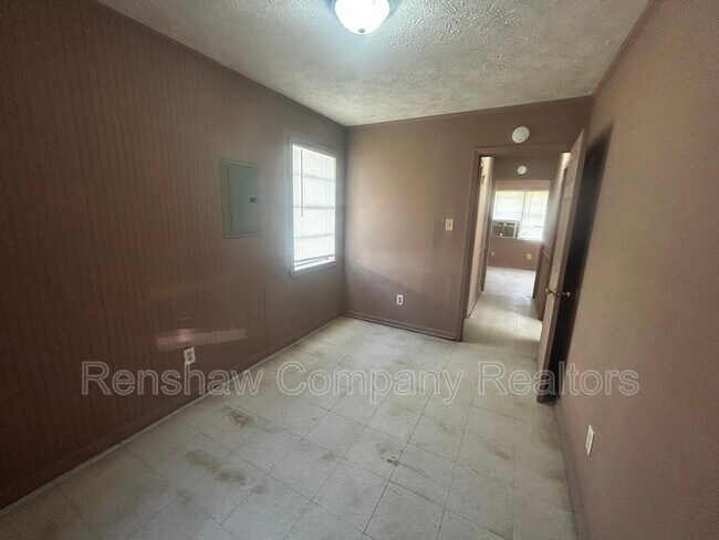 Foto del edificio - 808 Cobb Cir