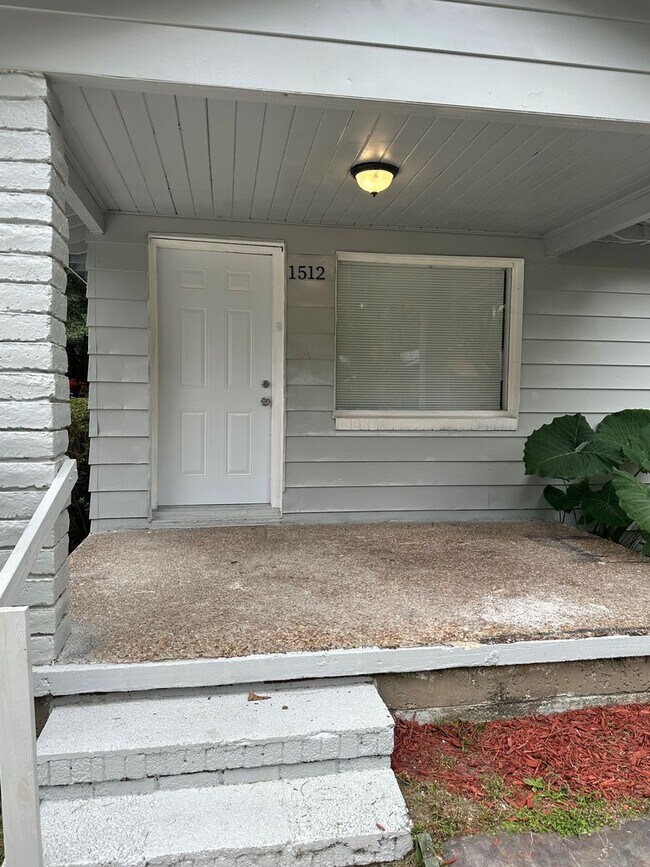 Building Photo - 1512 W 23rd St