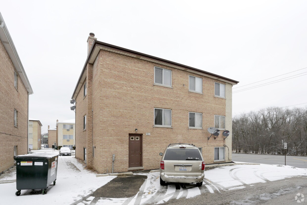 Building Photo - 9201 Susy Ln