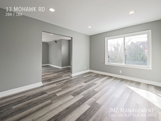 Building Photo - 13 Mohawk Rd