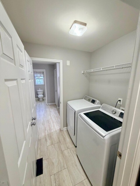 Building Photo - 607 Raphael Place