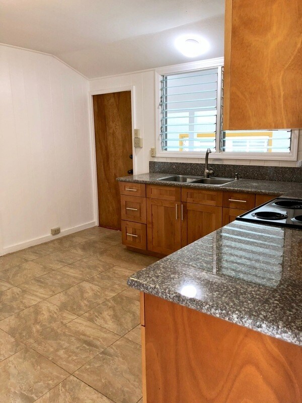 Foto del edificio - 413a Dayton Ln