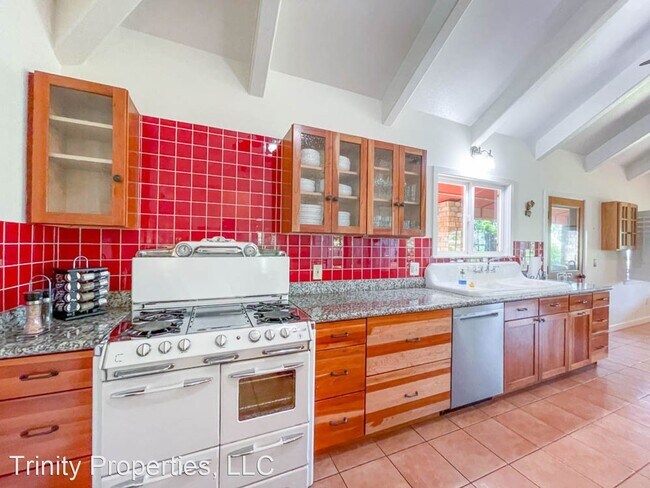 Foto del edificio - 2 br, 1.5 bath House - 65-1140 Poamoho Street