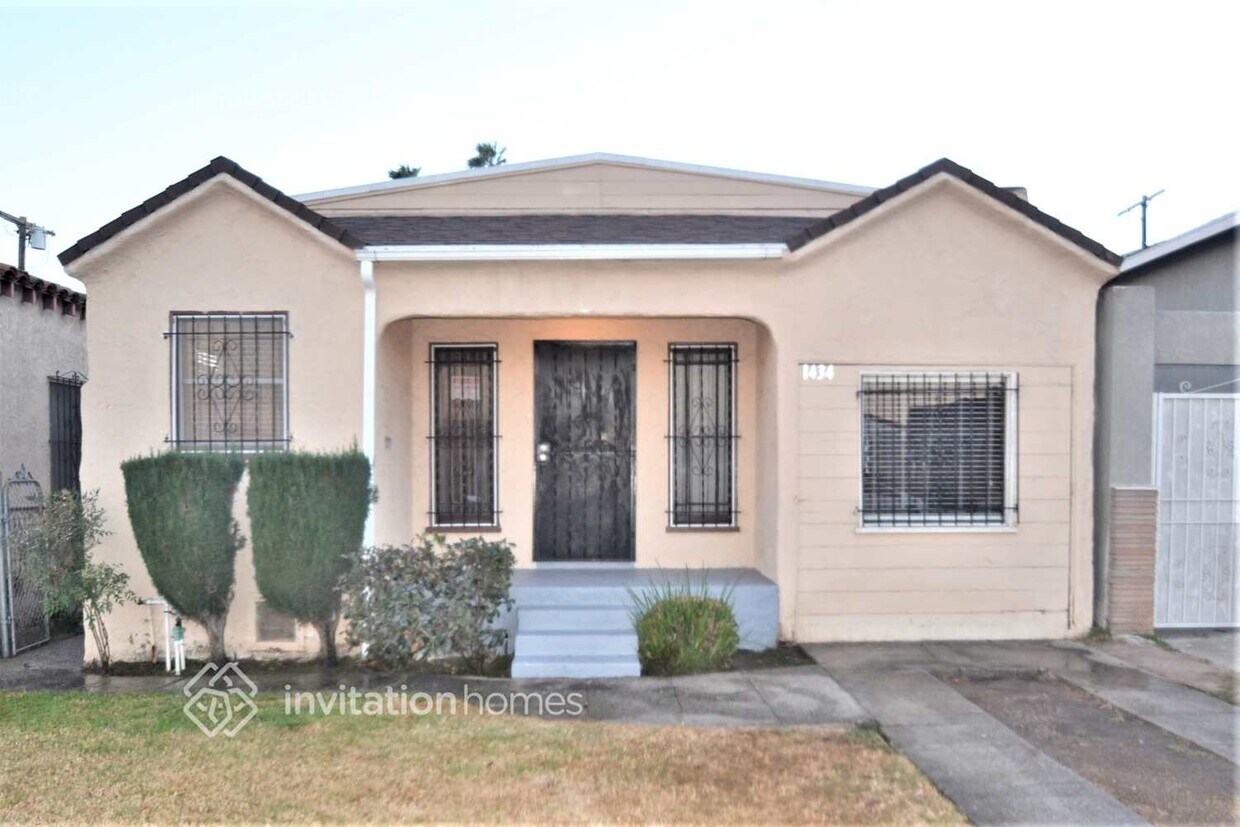 Foto principal - 1434 W 92nd St