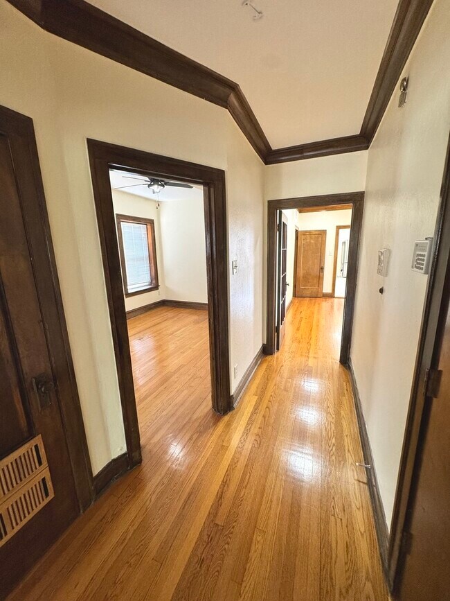 Foto del edificio - 7634 S Phillips Ave