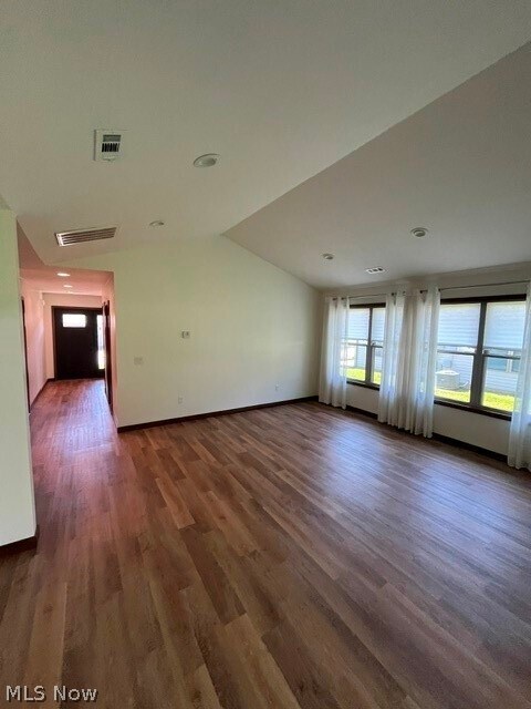 Foto del edificio - 2719 Barnhill Rd SE
