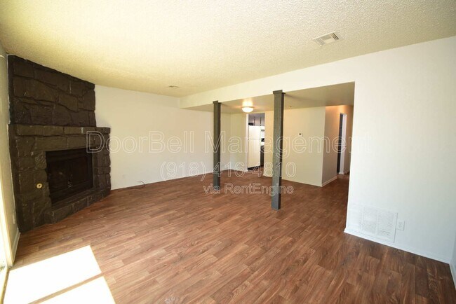 Foto del edificio - 14429 S 302nd E Ave