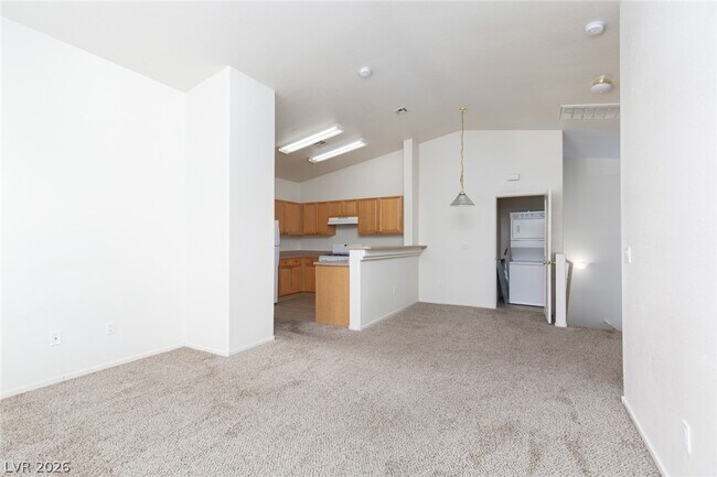 Foto del edificio - 8707 Roping Rodeo Ave
