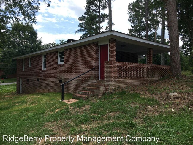 Building Photo - 3 br, 1 bath House - 300 Wilkerson Rd. SW