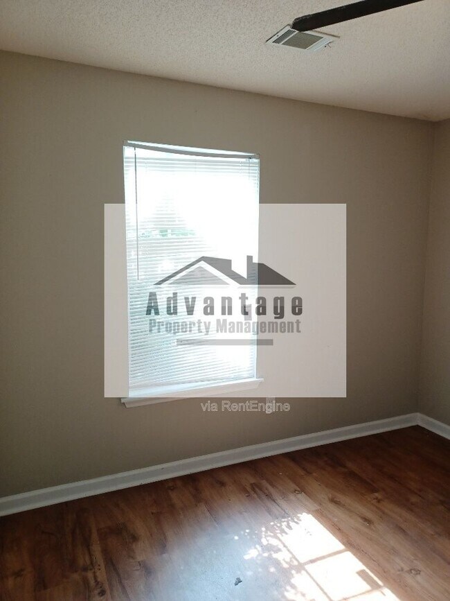 Foto del edificio - 130 Wesleyan Way