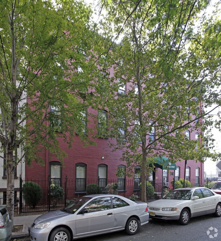 Primary Photo - Westview Apartments