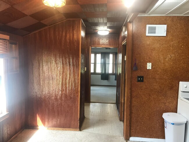 Foto del edificio - 598 Pleasant Ave