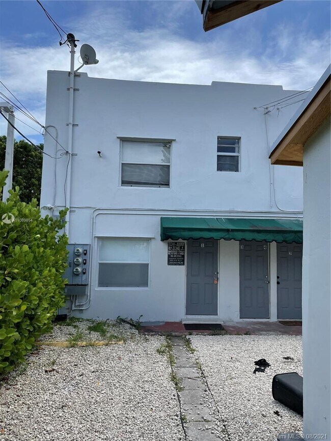 Foto del edificio - 550 NW 30th St