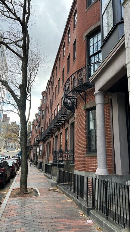 Foto del edificio - 9 Bowdoin St