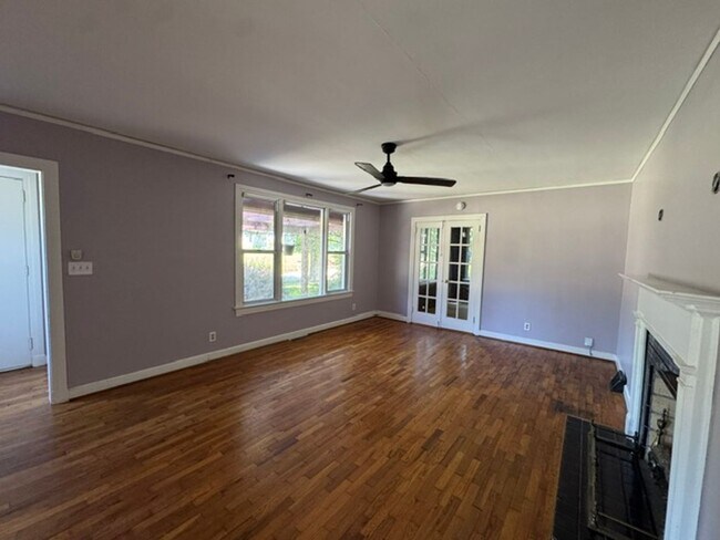 Foto del edificio - 412 College Ave