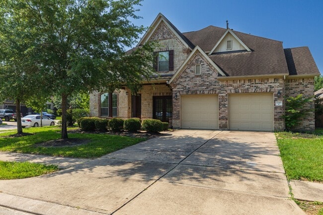 Building Photo - 17303 Quiet Shores Dr