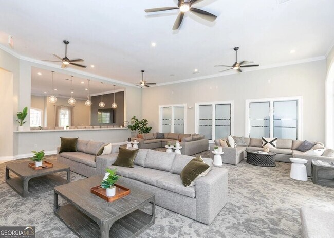 Foto del edificio - 13085 Morris Rd