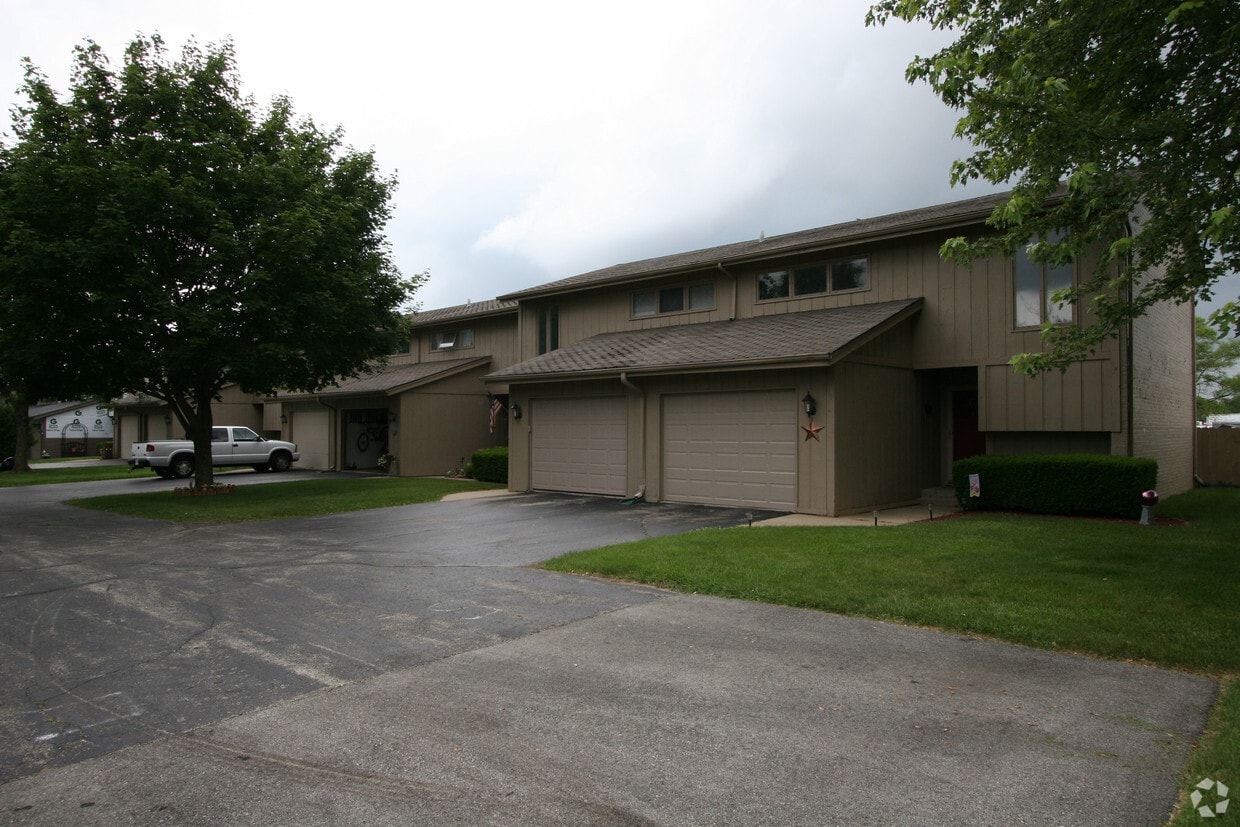 Building Photo - 2112 Croydon Ave