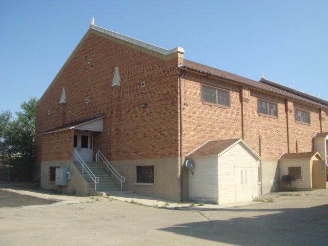Primary Photo - 1321 Main St