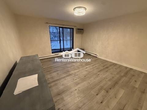 Foto del edificio - 5607 Green Cir Dr